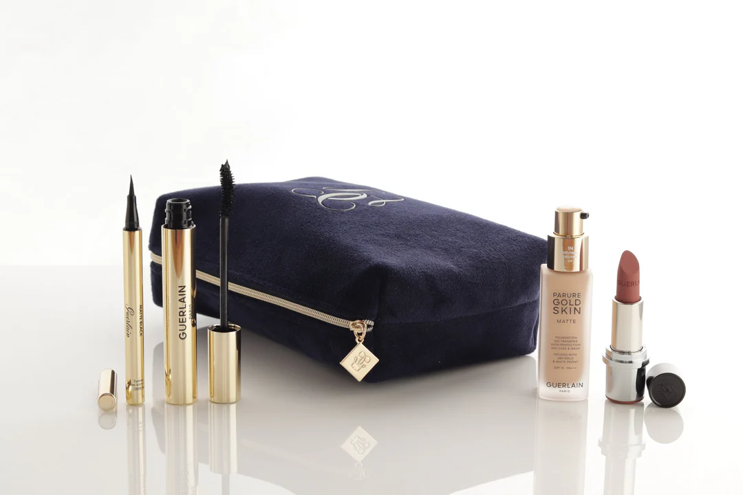 Guerlain velvet set